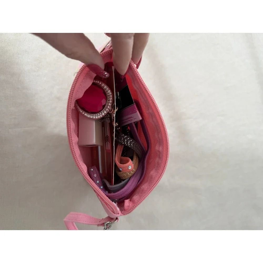 Miss‎ Piggy Makeup Bag Beauty Bundle Necklace Lipstick Pink Gift Set NWT